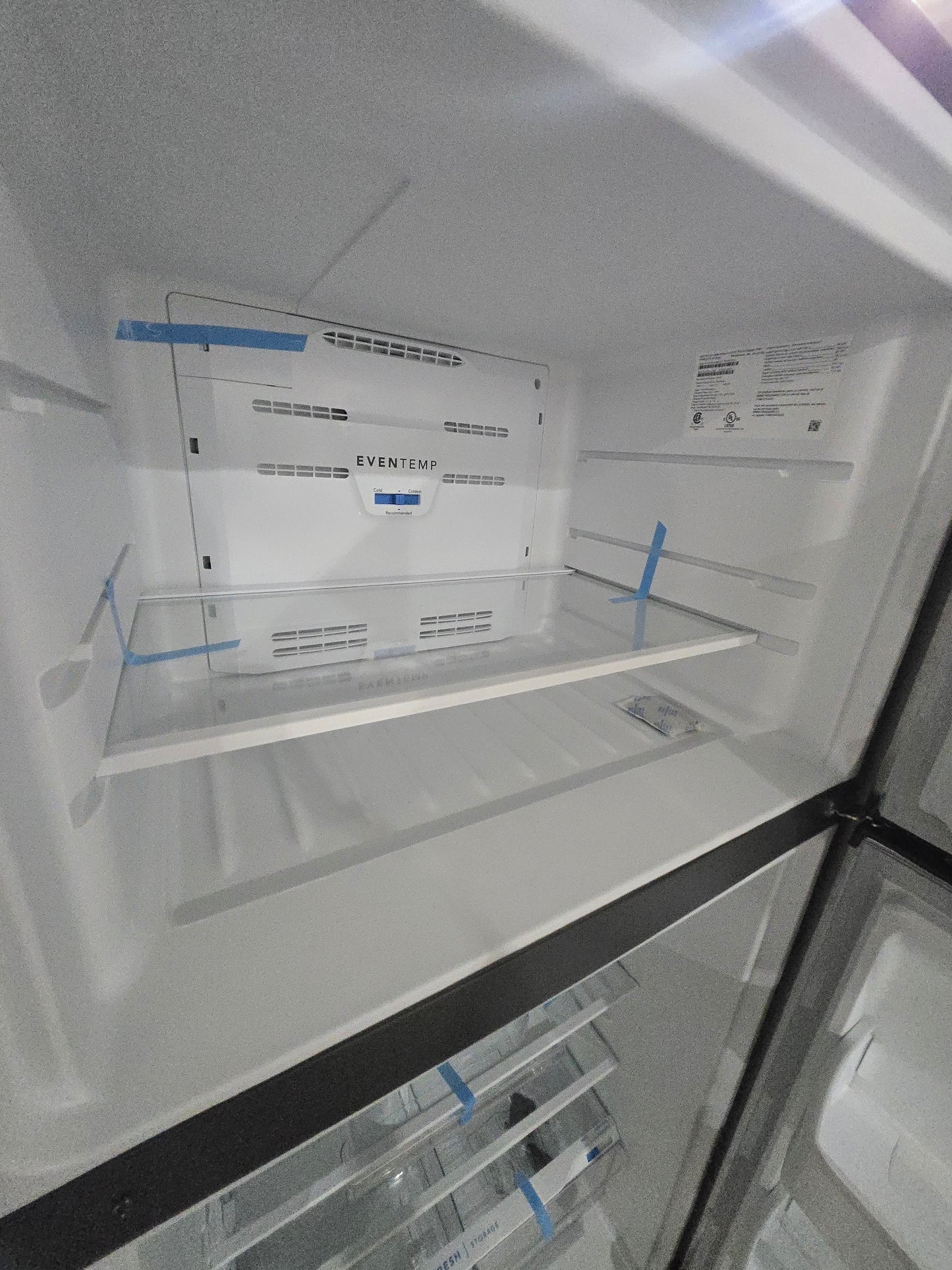 Frigidaire 18.3-cu ft Top-Freezer Refrigerator ( Stainless Steel ) Garage Ready Model# FFTR1835VS