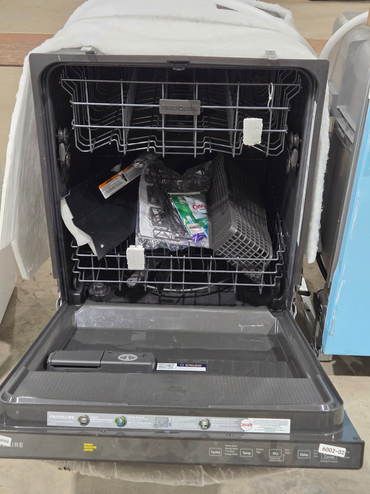 Frigidaire 24-in Top Control Built-in Dishwasher ( Stainless Steel ) ENERGY STAR, 52-Decibel Standard Sound Level Model# FDPH4316AS