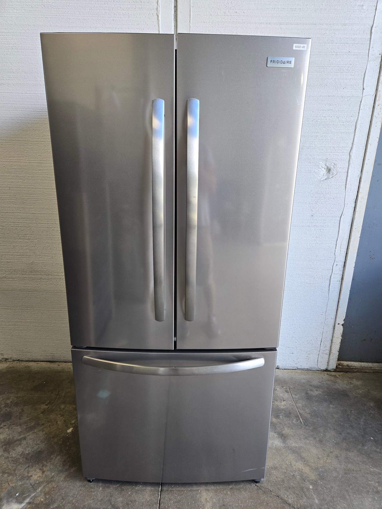 Frigidaire Counter-Depth 17.6-cu ft 3 -Door French Door Refrigerator with Ice Maker ( Fingerprint-Resistant Stainless Look ) ENERGY STAR Certified Model# FRFG1723AV