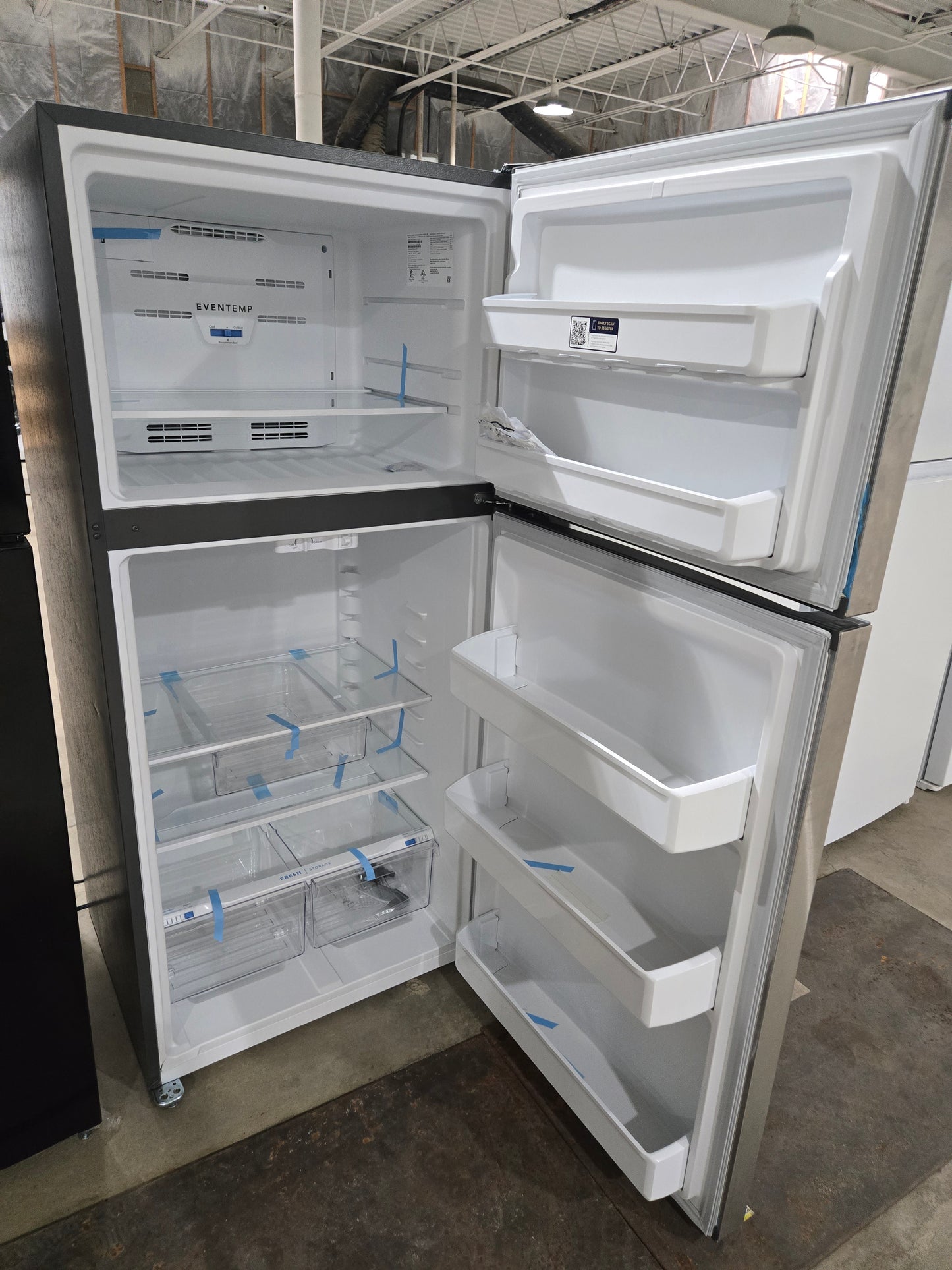 Frigidaire 18.3-cu ft Top-Freezer Refrigerator ( Stainless Steel ) Garage Ready Model# FFTR1835VS