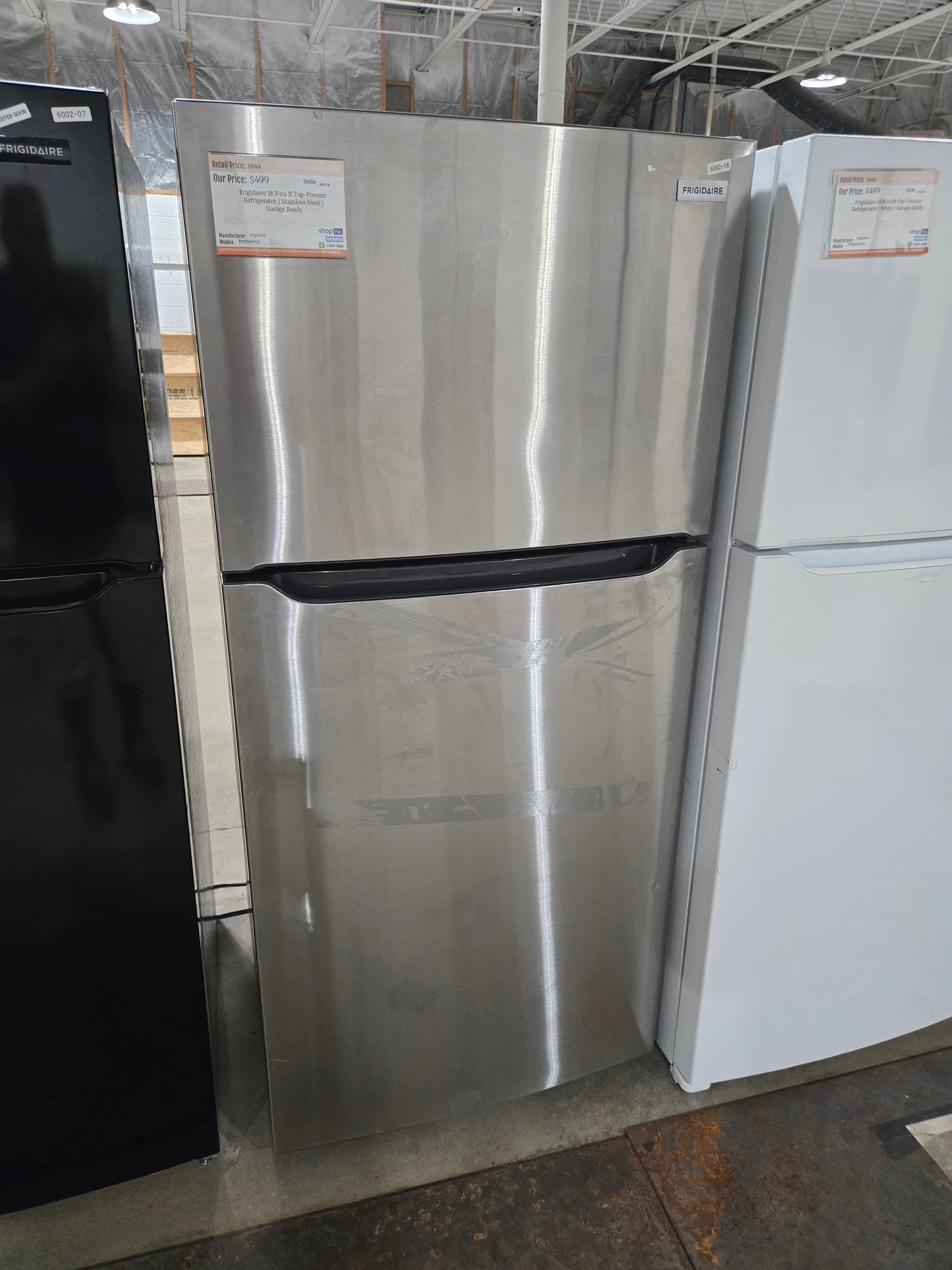 Frigidaire 18.3-cu ft Top-Freezer Refrigerator ( Stainless Steel ) Garage Ready Model# FFTR1835VS