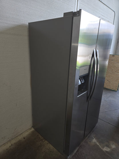 Frigidaire 25.6-cu ft Side-by-Side Refrigerator with Ice Maker ,Water and Ice Dispenser ( Stainless steel ) ENERGY STAR Certified Model# FRSS2623AS