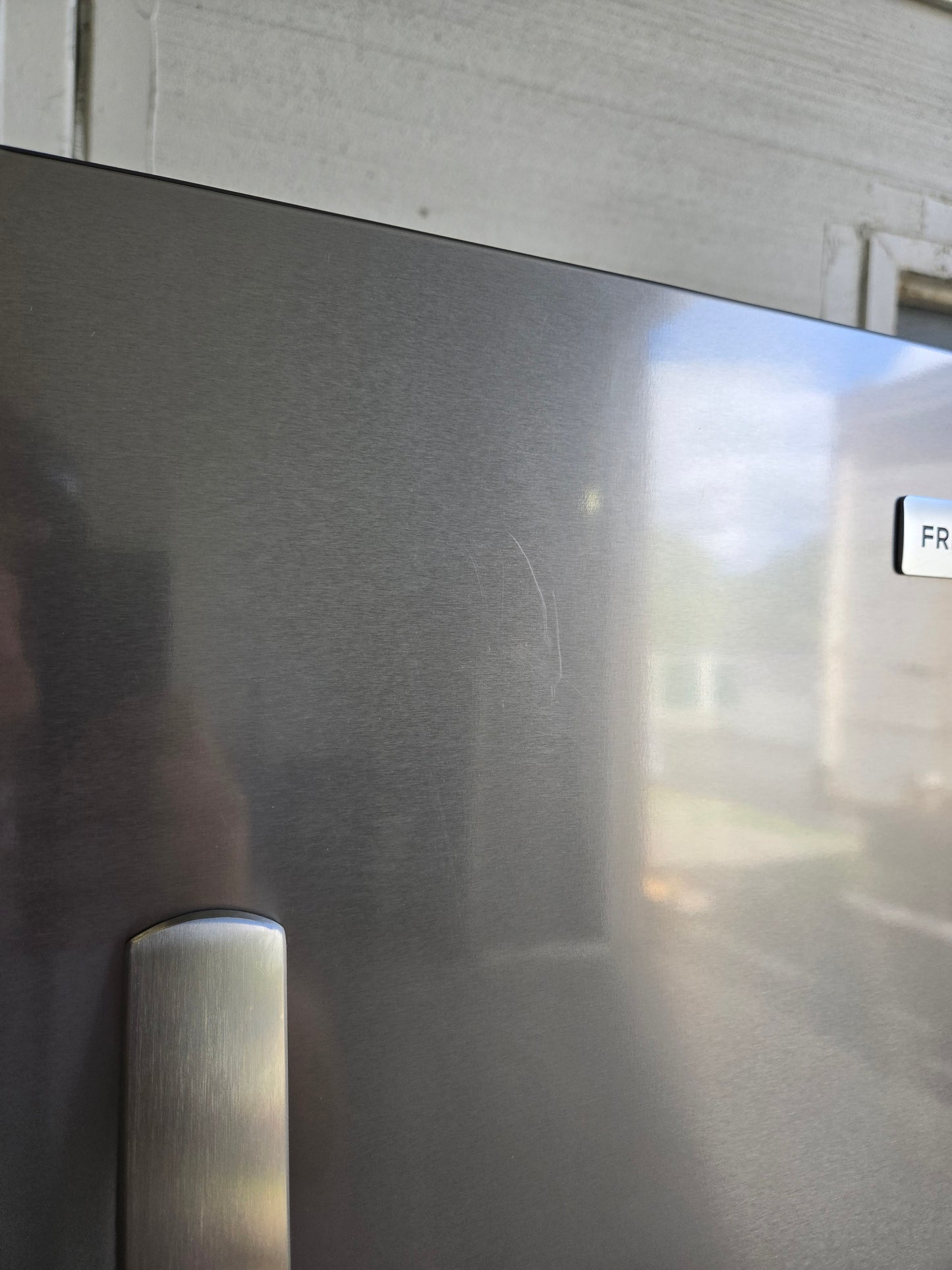 Frigidaire Counter-Depth 17.6-cu ft 3 -Door French Door Refrigerator with Ice Maker ( Fingerprint-Resistant Stainless Look ) ENERGY STAR Certified Model# FRFG1723AV
