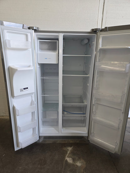 Frigidaire 25.6-cu ft Side-by-Side Refrigerator with Ice Maker ,Water and Ice Dispenser ( Stainless steel ) ENERGY STAR Certified Model# FRSS2623AS