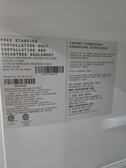 Frigidaire 17.6-cu ft Top-Freezer Refrigerator ( White ) ENERGY STAR Certified Model# FFHT1822UW