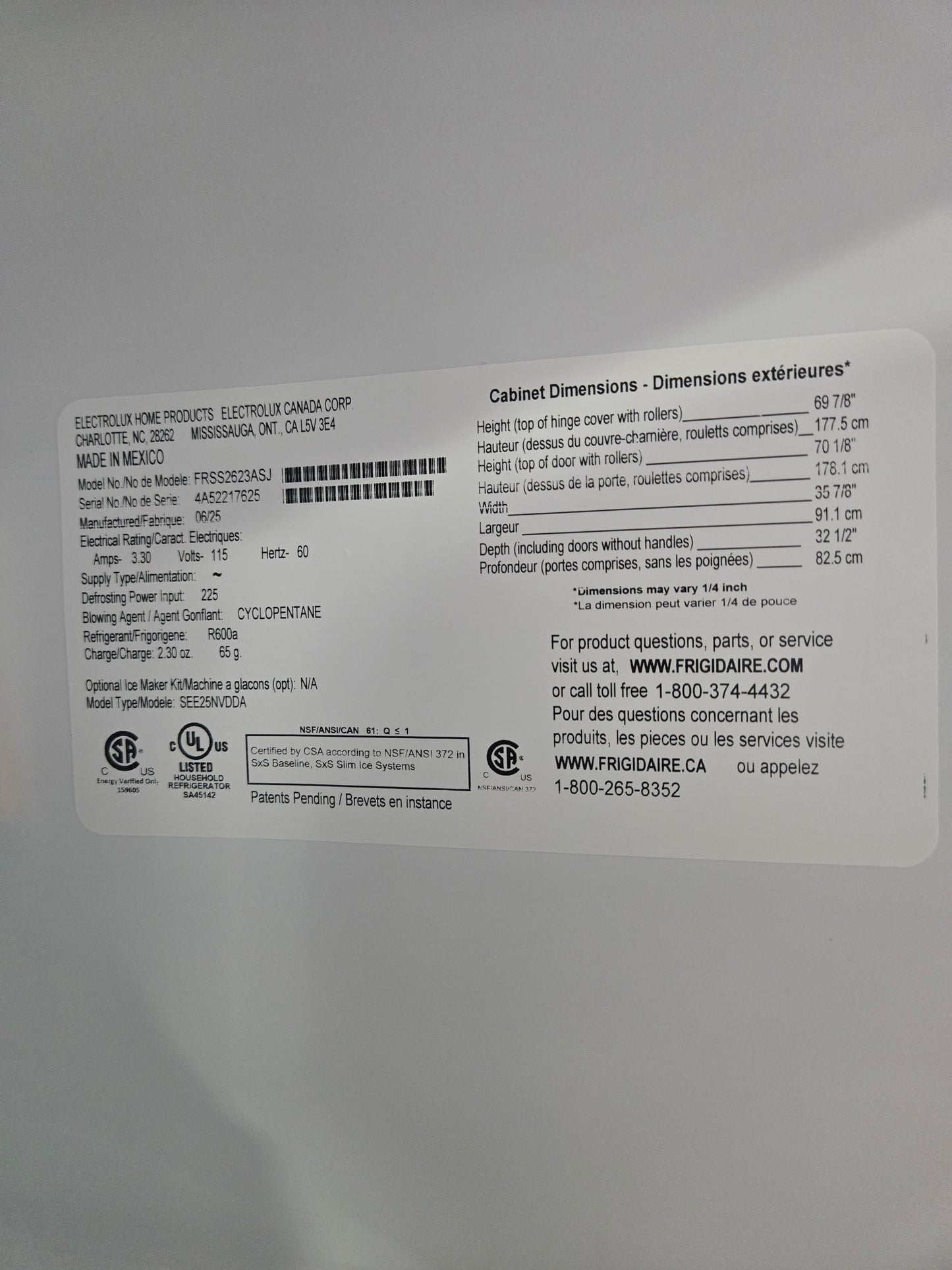 Frigidaire 25.6-cu ft Side-by-Side Refrigerator with Ice Maker ,Water and Ice Dispenser ( Stainless steel ) ENERGY STAR Certified Model# FRSS2623AS